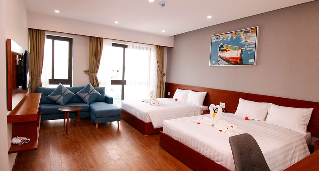 Phòng tại khách sạn gần biển Quy Nhơn 