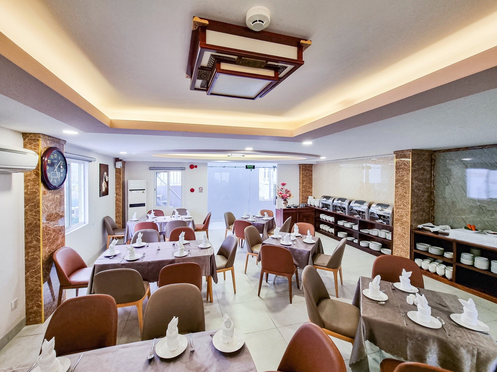 Nhà hàng tại Xavia Hotel