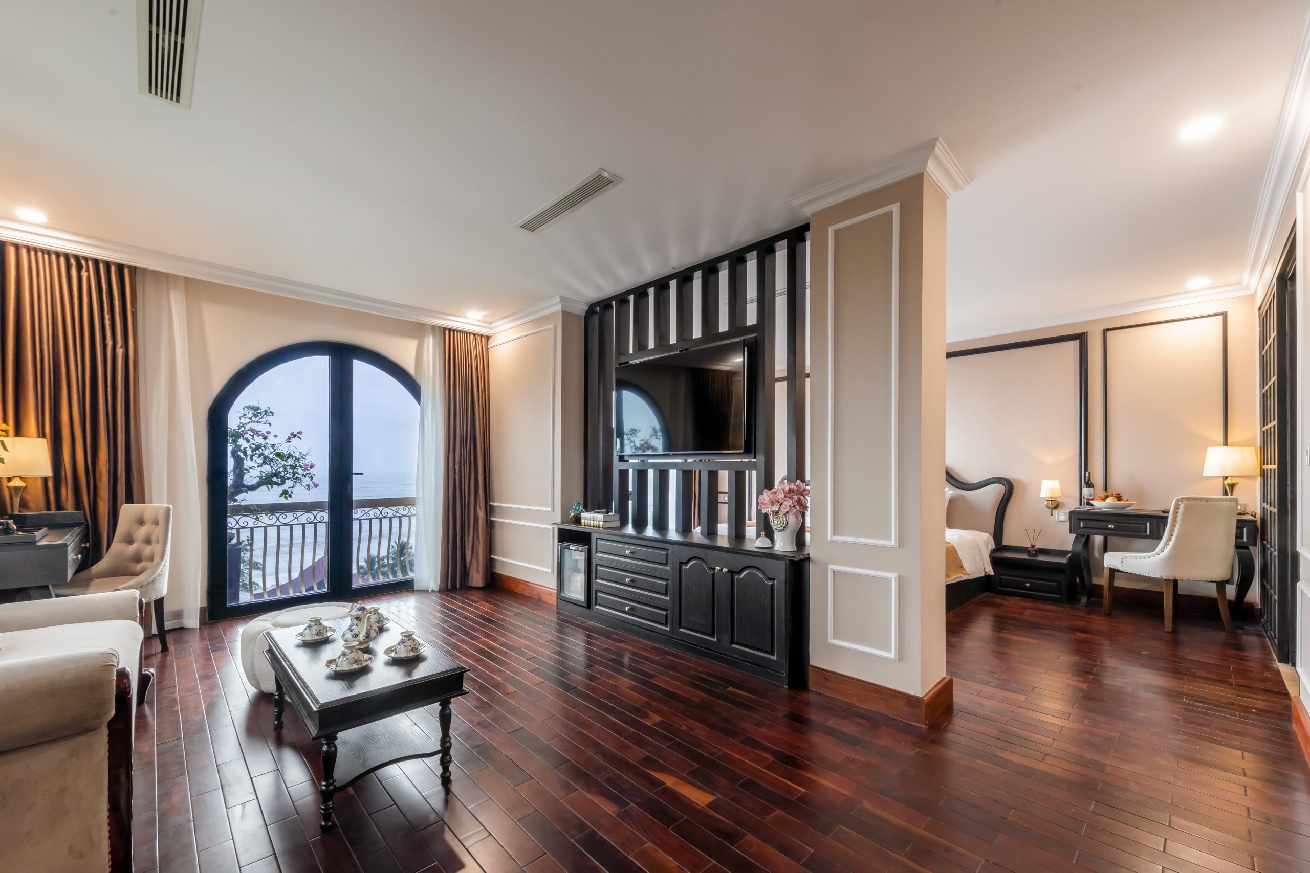 Signature Suite